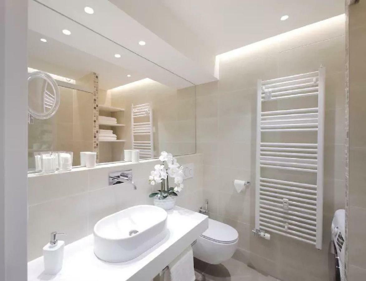 ★ Exclusive Central Apartment ★ Free Garage ★ Ljubljana Buitenkant foto