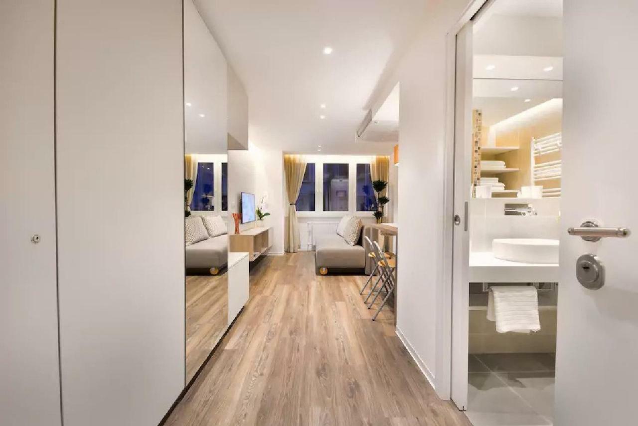 ★ Exclusive Central Apartment ★ Free Garage ★ Ljubljana Buitenkant foto